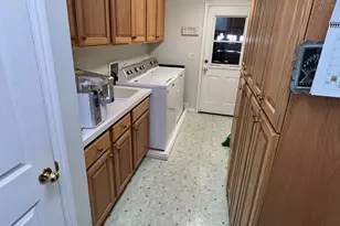 565 W 40 N, Orem, UT 84057 - Photo 11