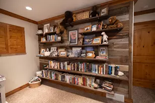 8867 S Easthills Dr E, Sandy, UT 84093 - Photo 35