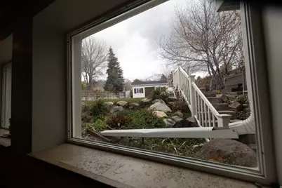 8867 S Easthills Dr E, Sandy, UT 84093 - Photo 53