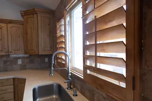 8867 S Easthills Dr E, Sandy, UT 84093 - Photo 27