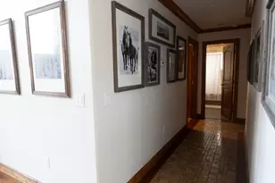 8867 S Easthills Dr E, Sandy, UT 84093 - Photo 31