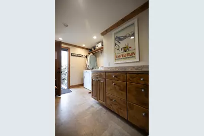 8867 S Easthills Dr E, Sandy, UT 84093 - Photo 69