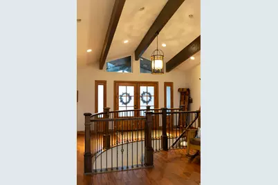 8867 S Easthills Dr E, Sandy, UT 84093 - Photo 5