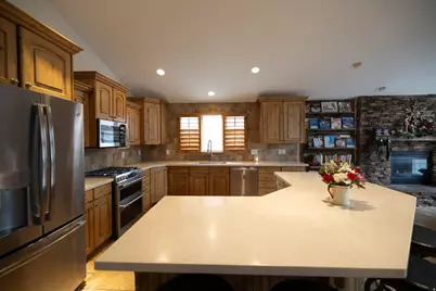 8867 S Easthills Dr E, Sandy, UT 84093 - Photo 25