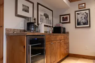 8867 S Easthills Dr E, Sandy, UT 84093 - Photo 55