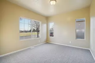 7924 S Ranchhand Rd, West Jordan, UT 84081 - Photo 19