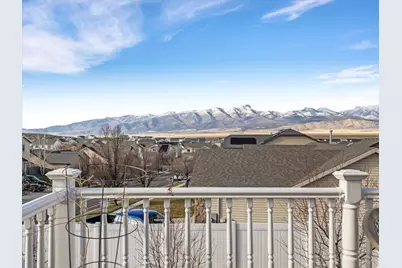 7817 N Blue Spruce Rd E, Eagle Mountain, UT 84005 - Photo 5