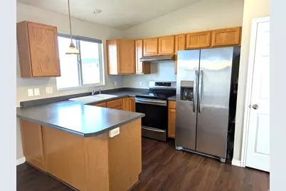 2928 W 2075 S, Syracuse, UT 84075 - Photo 5