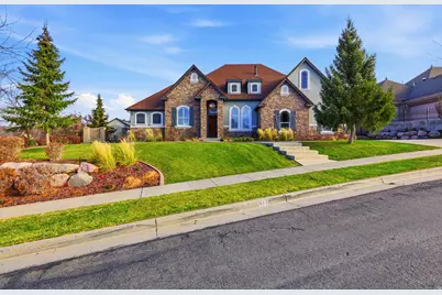 649 Cordova Ct, North Salt Lake, UT 84054 - Photo 1