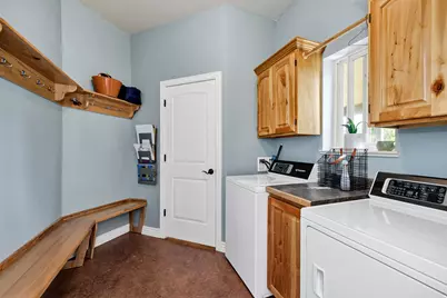 878 E 400 S, Smithfield, UT 84335 - Photo 15