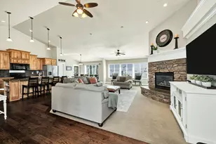 878 E 400 S, Smithfield, UT 84335 - Photo 7