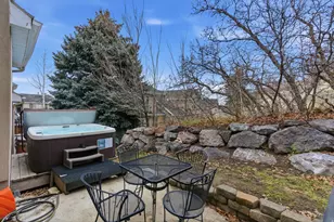 3581 E Lone Brook Ln, Salt Lake City, UT 84121 - Photo 45