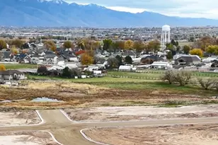 3682 W Rcihmond Dr, Taylor, UT 84401 - Photo 1