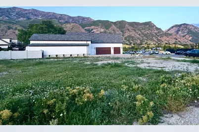 407 E 3900 N #1, Provo, UT 84604 - Photo 1