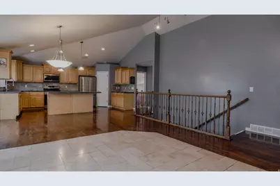 1862 W 1690 S, Woods Cross, UT 84087 - Photo 13