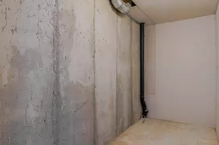 1862 W 1690 S, Woods Cross, UT 84087 - Photo 47