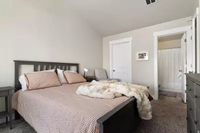 1792 E Skyline Dr #G 5, Eagle Mountain, UT 84005 - Photo 11