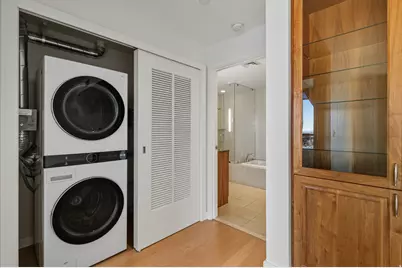 99 W West South Temple St S #805, Salt Lake City, UT 84101 - Photo 17