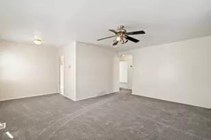 62 Villa Dr, Clearfield, UT 84015 - Photo 5