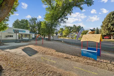 302 E Chimes View Dr, South Ogden, UT 84405 - Photo 11