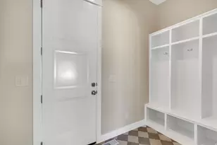 71 E Powell St, Vineyard, UT 84059 - Photo 21