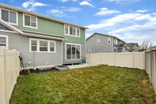 3323 E Gibraltar Ave, Eagle Mountain, UT 84005 - Photo 23