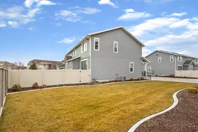 3323 E Gibraltar Ave, Eagle Mountain, UT 84005 - Photo 25