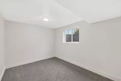 805 E Grenoble Dr, Midvale, UT 84047 - Photo 25