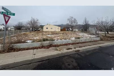 121 8th W, East Carbon, UT 84520 - Photo 3