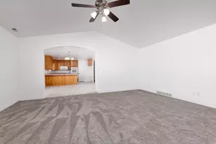 389 E 1290 S, Payson, UT 84651 - Photo 11