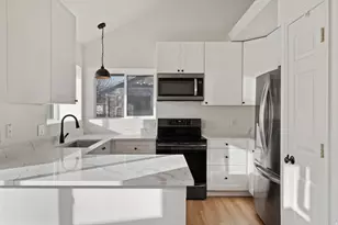 2045 W Apple Farms Rd, West Valley, UT 84119 - Photo 11