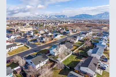 2045 W Apple Farms Rd, West Valley, UT 84119 - Photo 45