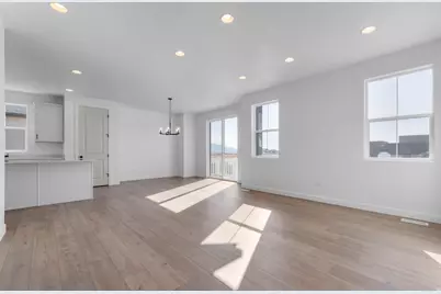 1822 E Kern Mtn, Eagle Mountain, UT 84005 - Photo 7