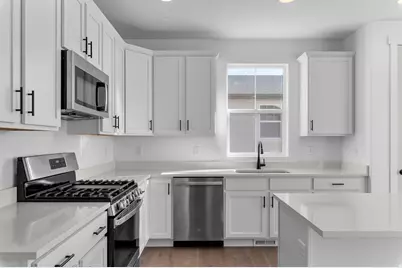 1822 E Kern Mtn, Eagle Mountain, UT 84005 - Photo 11