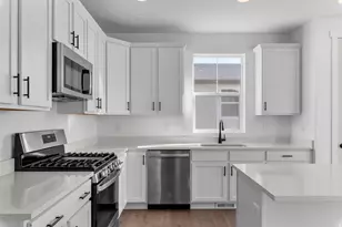 1822 E Kern Mountain, Eagle Mountain, UT 84005 - Photo 11