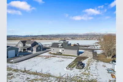 45 W 3155 N, Marion, UT 84036 - Photo 9