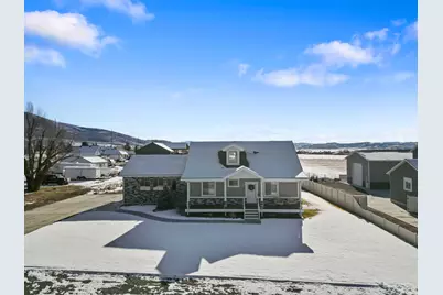 45 W 3155 N, Marion, UT 84036 - Photo 5