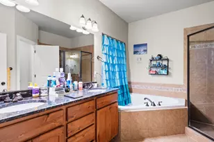 11979 S Draper Ridge Dr, Draper, UT 84020 - Photo 9