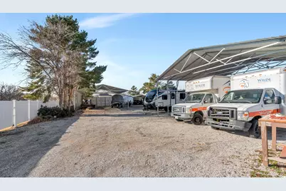 9505 N 6050 W, Highland, UT 84003 - Photo 9