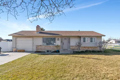 9505 N 6050 W, Highland, UT 84003 - Photo 5