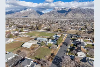 9505 N 6050 W, Highland, UT 84003 - Photo 19