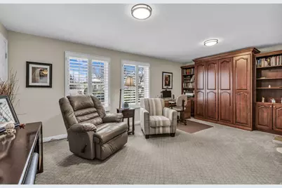 7885 S Manzano Dr, Sandy, UT 84093 - Photo 19