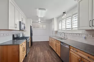 1610 E Moor Dale Ln S, Holladay, UT 84117 - Photo 5