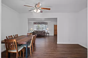 1610 E Moor Dale Ln S, Holladay, UT 84117 - Photo 9