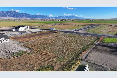 8344 W 10900 N #27, Tremonton, UT 84337 - Photo 5