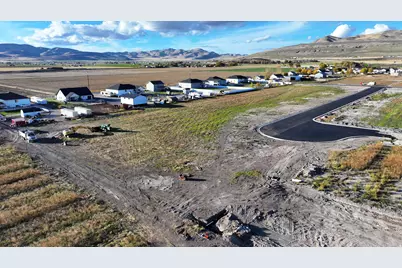 8321 W 10800 N #35, Tremonton, UT 84337 - Photo 5