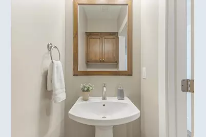 633 E 180 N, Tremonton, UT 84337 - Photo 23