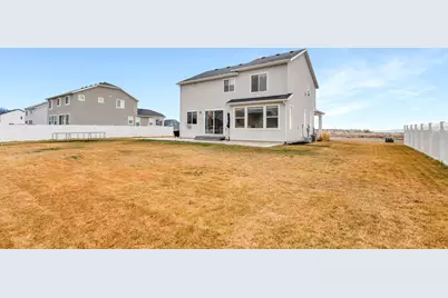 2774 W Coastline Dr, Syracuse, UT 84075 - Photo 33