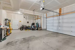 2774 W Coastline Dr, Syracuse, UT 84075 - Photo 39