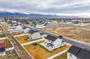 2774 W Coastline Dr, Syracuse, UT 84075 - Photo 43